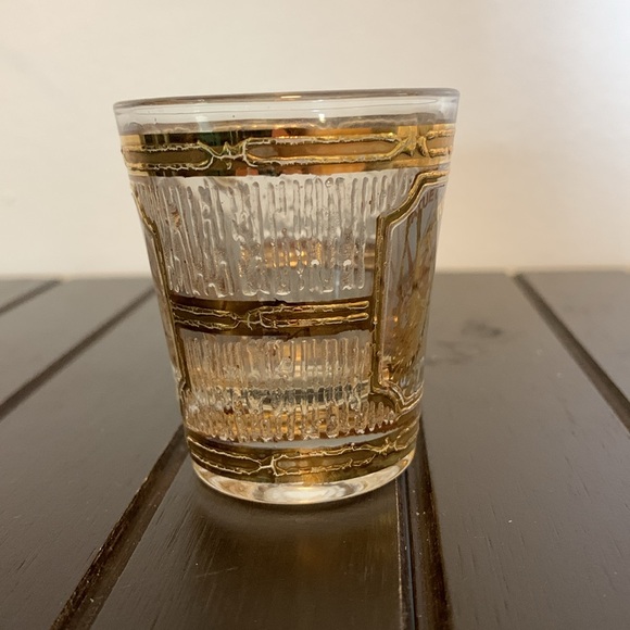 Vintage Culver 22KT Gold statue of liberty souvenir shot Glass. - Picture 4 of 7